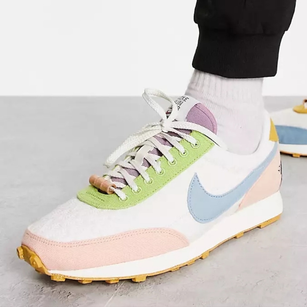Nike Daybreak SE Next sneakers in sail/multi color